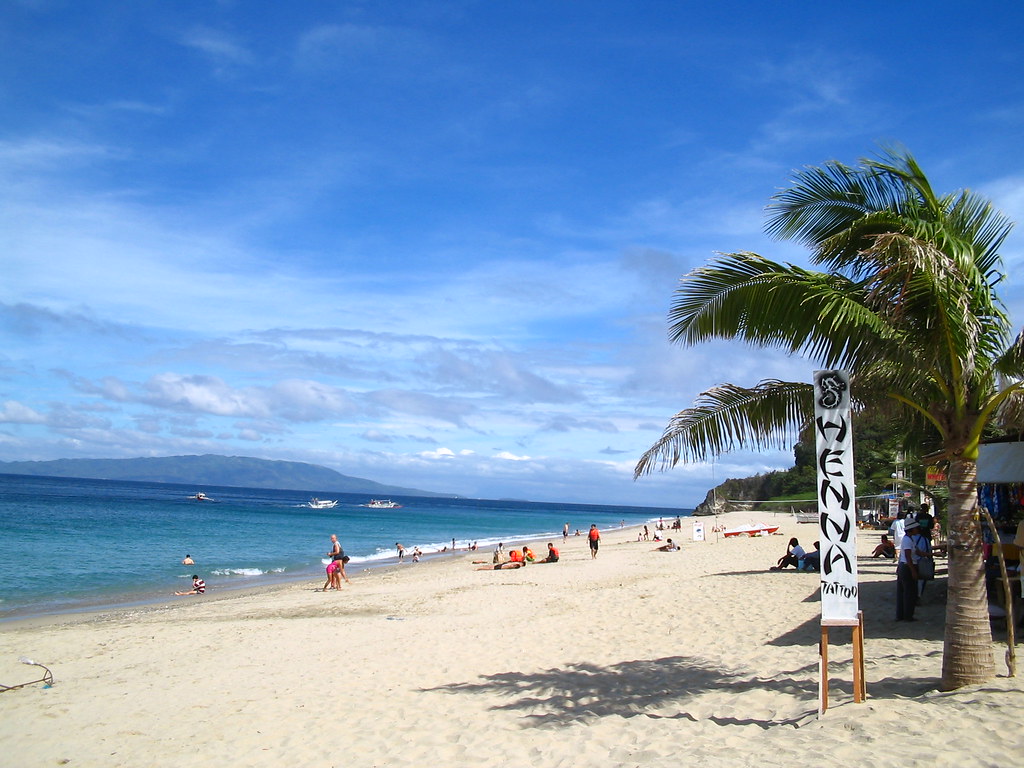 What Are the Top Attractions in Puerto Galera?